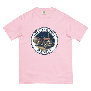The Tractor Mugs Store Blossom / S Massey Ferguson 135 OLD SCHOOL MASSEY Engraving | Unisex Premium T-shirt Quality Farmers Merch