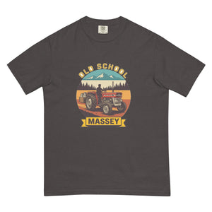 The Tractor Mugs Store Graphite / S Massey Ferguson 135 OLD SCHOOL MASSEY Outdoor | Unisex Premium T-shirt Quality Farmers Merch