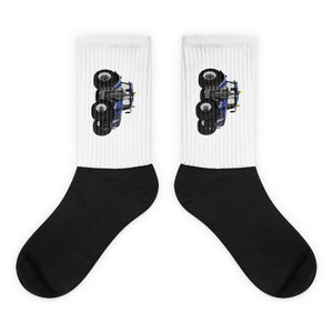 The Tractor Mugs Store M New Holland T8 435 | Farmer Socks Quality Farmers Merch