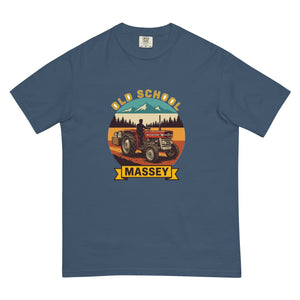 The Tractor Mugs Store Midnight / S Massey Ferguson 135 OLD SCHOOL MASSEY Outdoor | Unisex Premium T-shirt Quality Farmers Merch
