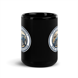 The Tractor Mugs Store New Holland TM 135 OLD SCHOOL NEW HOLLAND Engraving | Black Mug Quality Farmers Merch