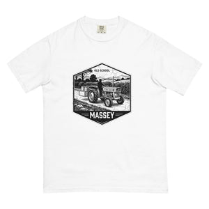 The Tractor Mugs Store White / S Massey Ferguson 135 OLD SCHOOL MASSEY Moose | Unisex Premium T-shirt Quality Farmers Merch
